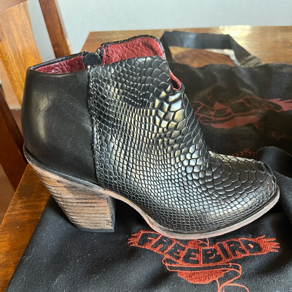 Freebird Detroit Black booties